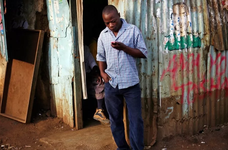 آیا هوش مصنوعی میتواند فقر را در جهان کاهش دهد؟