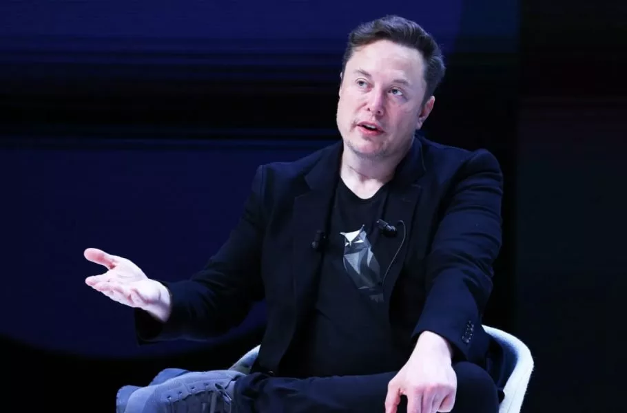 ایلان ماسک می‌گوید هوش مصنوعی و ربات‌ها باعث می‌شوند کارکردن اختیاری شود