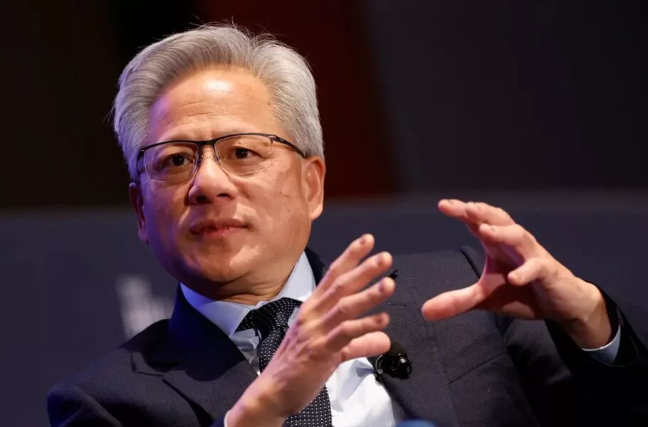 مدیرعامل انویدیا برای رسیدن به بهترین پاسخ از چندین هوش مصنوعی استفاده میکند
