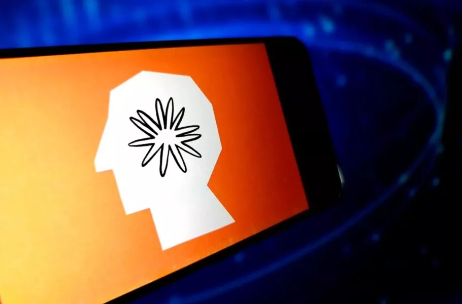 چت‌بات هوش مصنوعی Claude به‌صورت رسمی با Canva یکپارچه شد