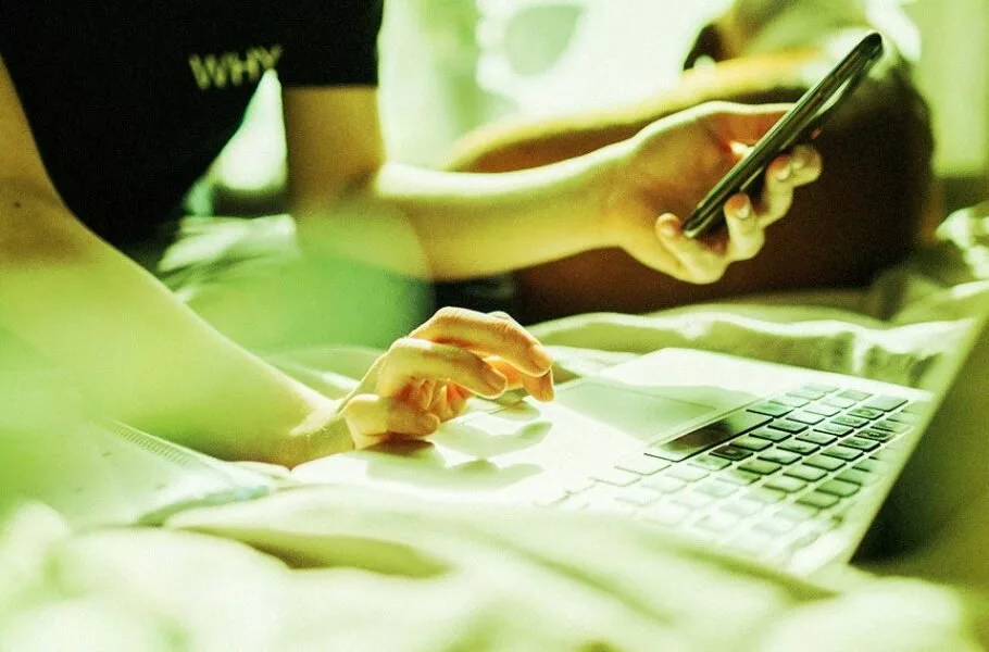 احتمال استفاده از هوش مصنوعی برای انجام تکالیف در دانشجویان بی‌علاقه به درس بیشتر است