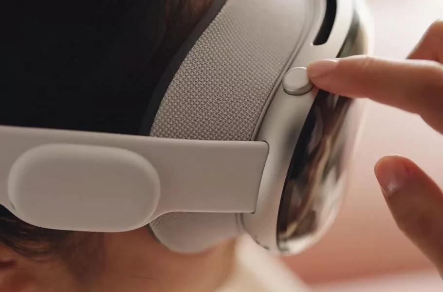 اپل برای حفظ حریم خصوصی افراد دربرابر ویژن پرو، احتمالاً یک استارتاپ هوش مصنوعی می‌خرد