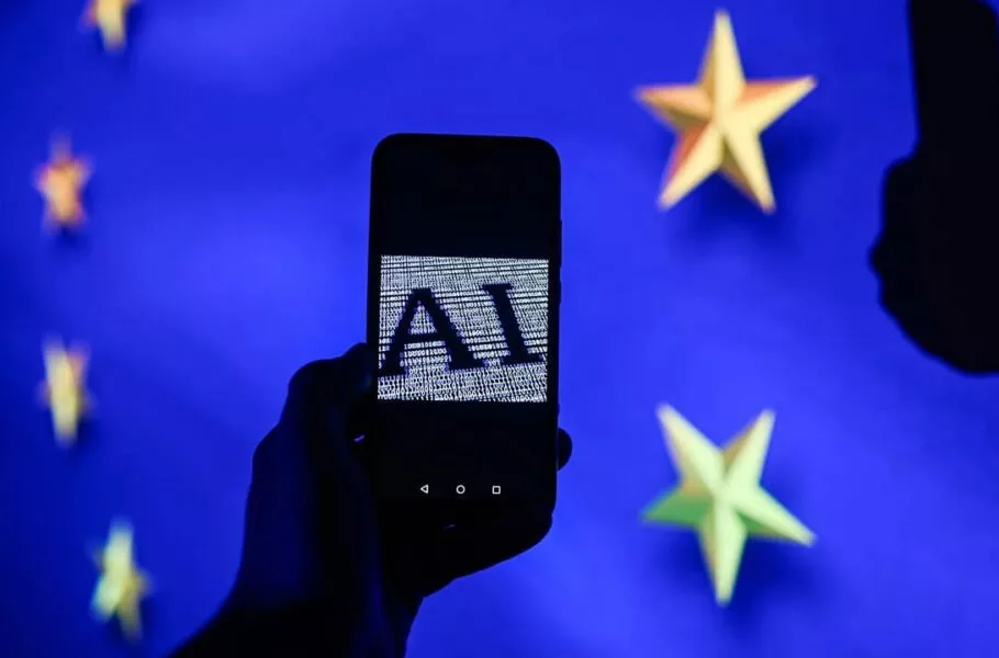 بانکها هنگام استفاده از هوش مصنوعی باید مسئولیت کامل آن را بر عهده بگیرند؛ بیانیه ناظر اتحادیه اروپا