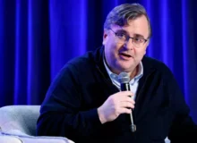 بنیان‌گذار لینکدین هوش مصنوعی را در آینده کمک‌حال انسان‌ها می‌داند