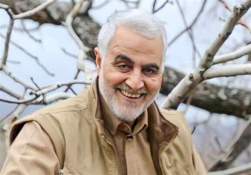 حاج قاسم سلیمانی در کنار دو رفیق شفیق+عکس