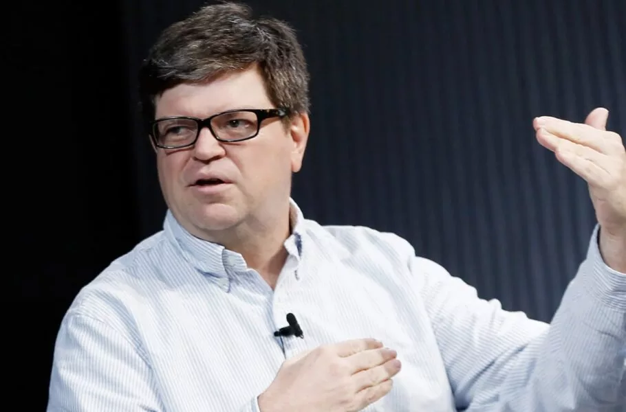 دانشمند ارشد هوش مصنوعی متا: موفقیت DeepSeek نشان‌دهنده قدرت مدل‌های متن‌باز است