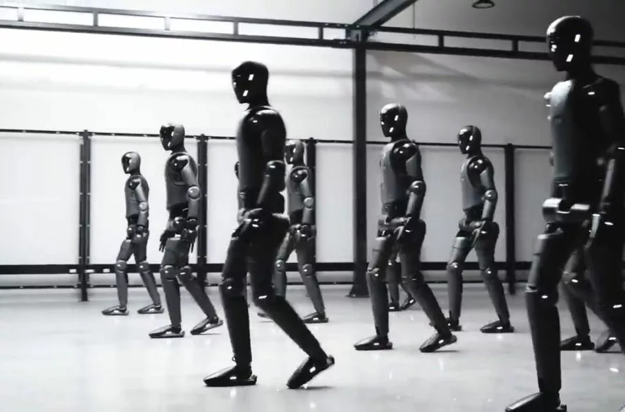 رباتهای انساننما با هوش مصنوعی گامهای طبیعیتر برمیدارند