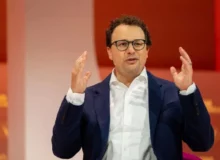 مدیرعامل آنتروپیک: هوش مصنوعی تا یک دهه دیگر می‌تواند عمر انسان را دوبرابر کند