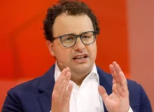 مدیرعامل آنتروپیک: هوش مصنوعی می‌تواند 50 درصد از مشاغل دفتری ابتدایی را از بین ببرد