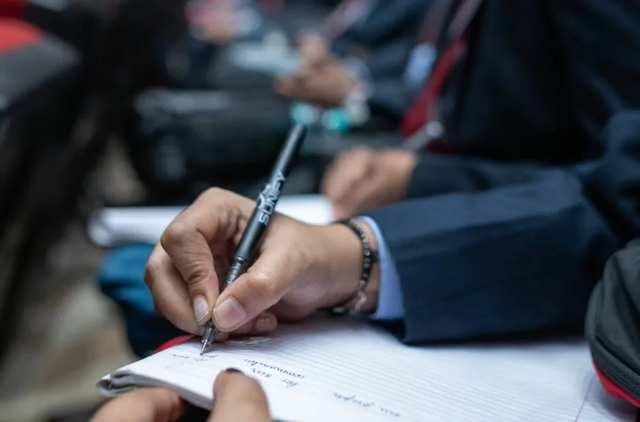 هوش مصنوعی حالا ظاهراً حتی میتواند دستخط شما را تقلید کند