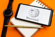 ویکی‌پدیا نمایش خلاصه‌های هوش مصنوعی را پس از نارضایتی شدید ویراستاران متوقف کرد