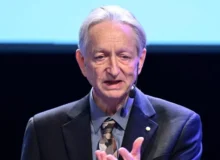 پدرخوانده هوش مصنوعی: به احتمال 10 تا 20 درصد، بشر تا 30 سال دیگر توسط هوش مصنوعی نابود می‌شود