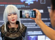 کنفرانس جهانی ربات پکن با نمایش 27 ربات انسان‌نما رکوردشکنی کرد