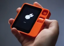 گجت Rabbit R1 معرفی شد؛ یک دستیار هوش مصنوعی برای استفاده از همه اپلیکیشن‌ها