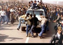 75درصد از اسناد انقلاب پنهان است