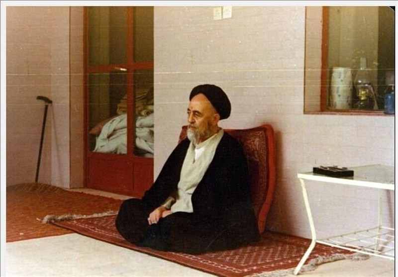 جامعه مستکبر، انسانِ بیخود