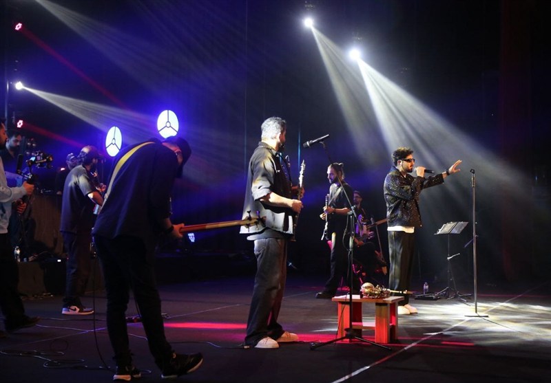 خواننده هوشمصنوعی در مراسم اختتامیه فجر میخواند