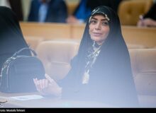 الهام چرخنده: رهبر شهید انقلاب یک مکتب است