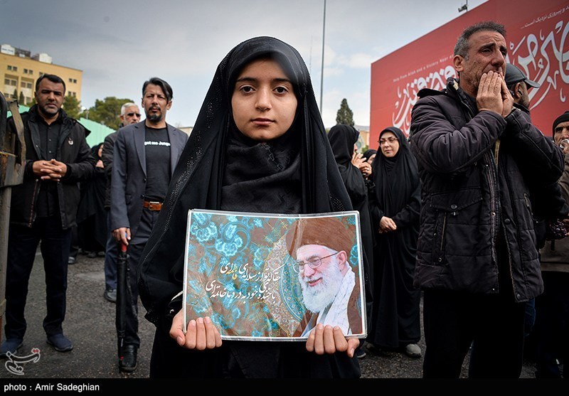 امروز قامت ایران داغدار است اما خمیده نیست