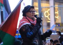 بازیگر هالیوودی: حمله به ایران را متوقف کنید