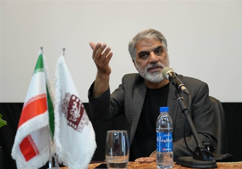 باشه آهنگر در وصف این روزها: وقت دفاع، ایستادگی و حماسه است