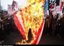 غرش بی‌حاصل آهن در ساحت یقین