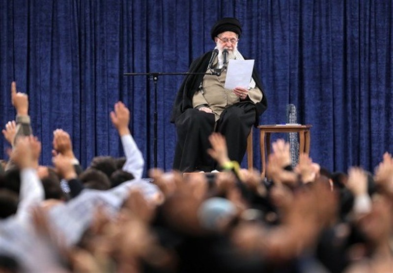 مرور محور بیانات رهبر شهید انقلاب در  آخرین دیدار رمضانی