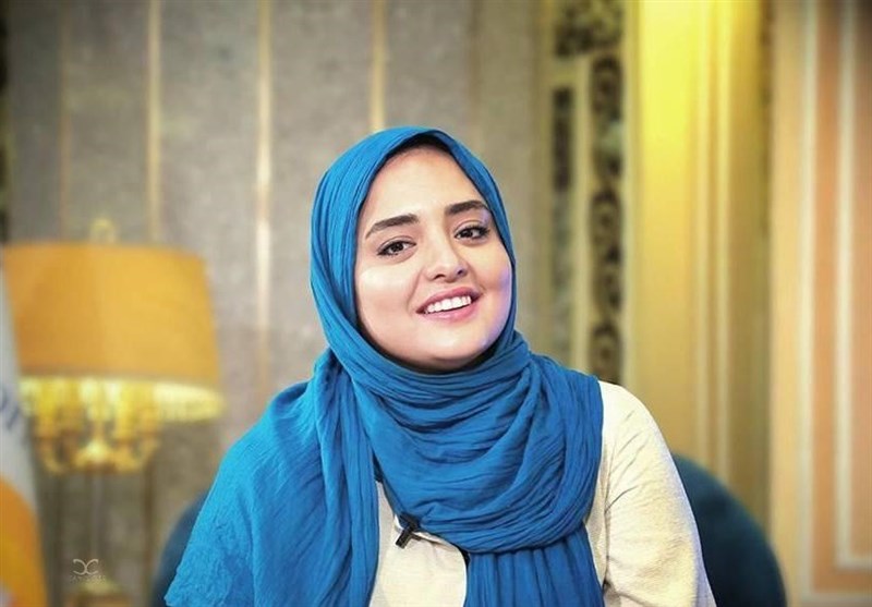 نرگس محمدی: وجب به وجب وطن را با قلب‌مان نگه می‌داریم