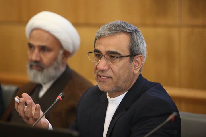 استاندار خراسان رضوی:انحصار در خدمات گمرکی را نمیپذیریم
