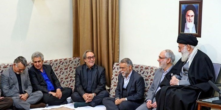 «اگر گوش کنند»؛ از روایت هوشنگ توکلی تا انتقادهای آقای کارگردان