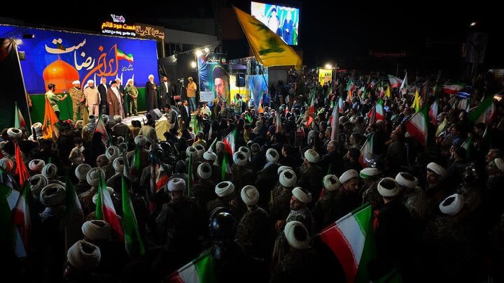 تبعیت از ولی‌فقیه معیار تصمیم‌گیری در برابر دشمن است