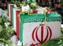 تشییع شبانه پیکر شهید مهدی باقرزاده بر روی دستان مردم بندرعباس