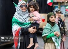 تهران زیر آتش بود اما چراغ یک خانه روشن ماند