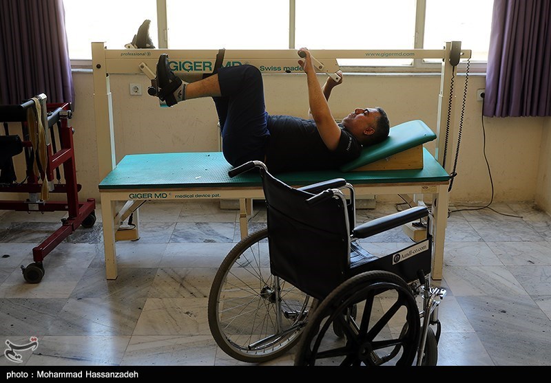 جانبازان جنگ رمضان در منزل خدمات توانبخشی دریافت می‌کنند