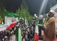 جشن زندگی در کنار حماسه مردمی؛ عروس و داماد در تجمع فاضل‌آباد