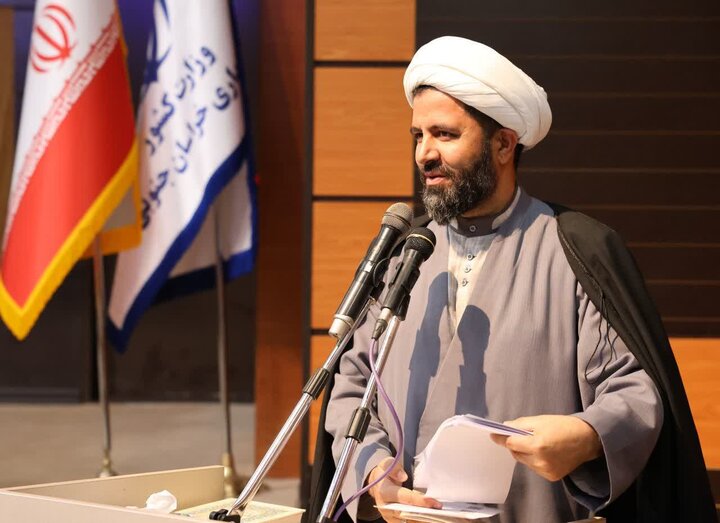 حجت‌الاسلام سالاری: دشمن امروز در جنگ رسانه‌ای و روانی متمرکز شده است