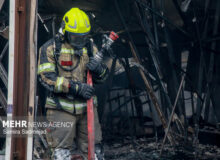 حریق کارخانه تولید چسب در چهارباغ کنترل شد