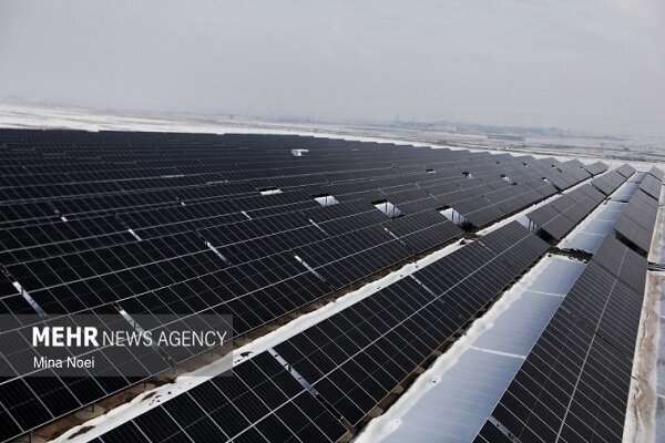 خسارت ۱.۵ میلیارد دلاری حمله دشمن به نیروگاه‌های خورشیدی