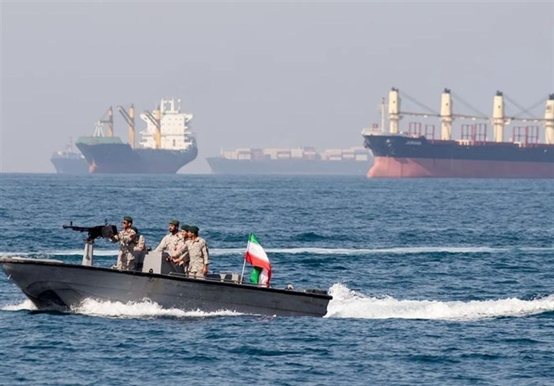 خط و نشان کشیدن خواننده سنتی ایرانی برای شیوخ خلیج فارس