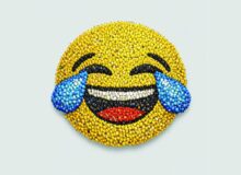 خندیدن در روزهای بمباران!