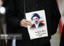 رهبر انقلاب چراغ راه ماست؛ مشهدی‌ها از ایستادگی و وفاداری می‌گویند