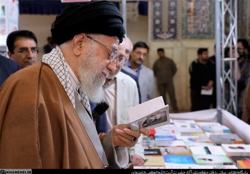 روزی که آقا به دیدار اخوان رفت/نگاه خاص رهبر شهید به شاملو