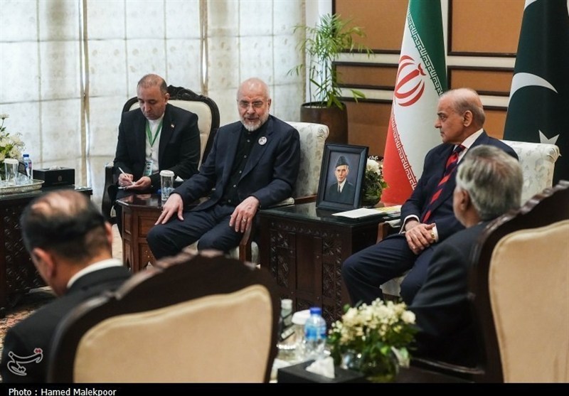 میان آتش تقابل و سایه تعامل