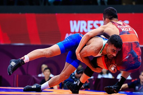 نداشتن پشتوانه ضعف بزرگ کشتی ایران است/ یزدانی در امور دخالت نکند