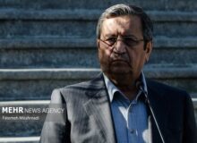 همتی: سیاست یکپارچه‌سازی نرخ ارز، تأمین کالاهای اساسی را تسهیل کرد