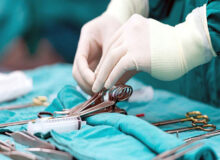 وزارت بهداشت: درمان مجروحان جنگ همچنان رایگان است