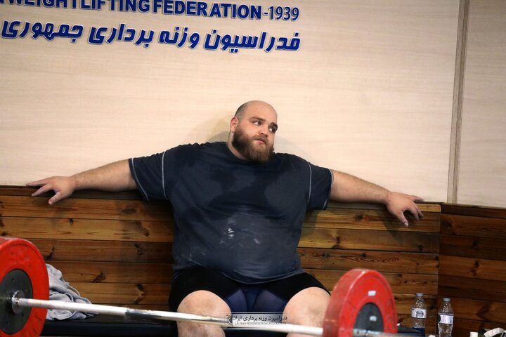 وزنه‌برداران پیشرفت رکوردی داشتند/یوسفی و نصیری محک می‌خورند