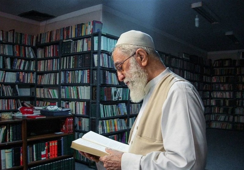 نمایشگاه کتاب , کتاب , شعر , زبان فارسی , افشین علا , شهید , 