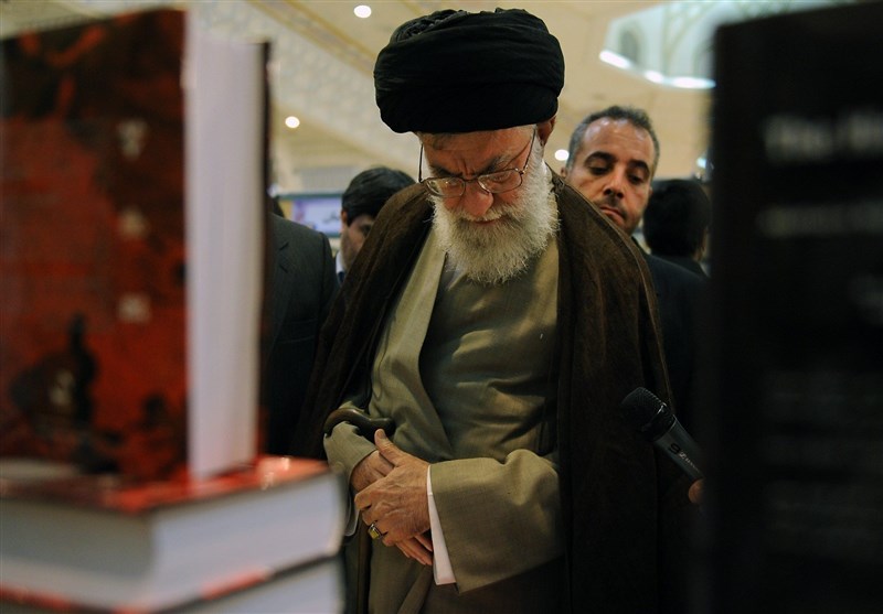 اهدای بیش از 13 هزار نسخه خطی از سوی رهبر شهید