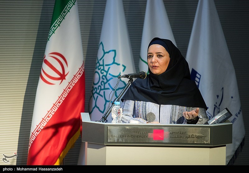 برایم جالب بود که نوجوانان در جنگ به سینما میآمدند